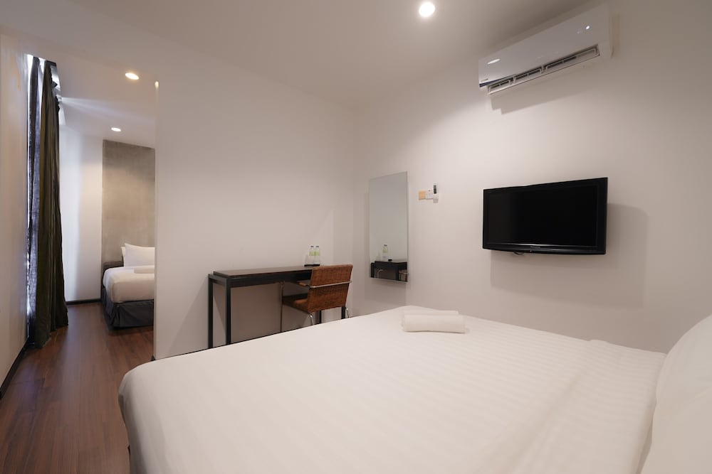 X Deluxe Room