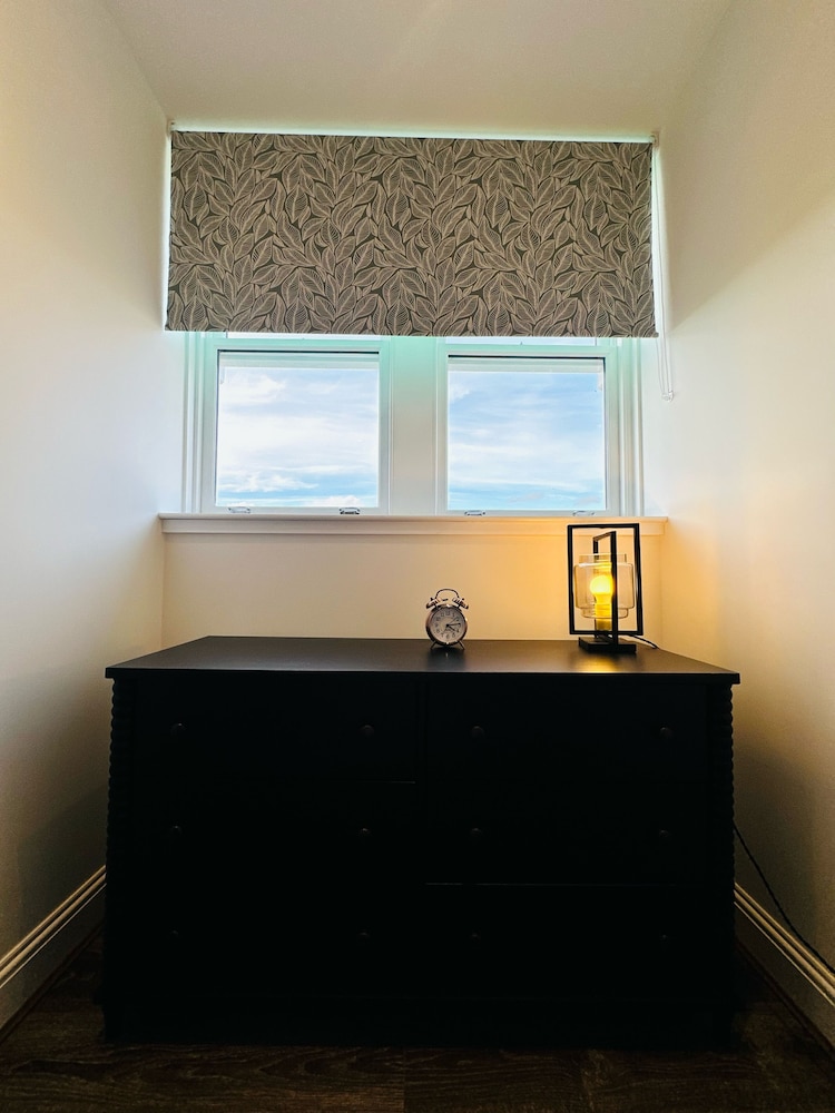 Executive Apartment, 1 King Bed, Non Smoking, Private Bathroom