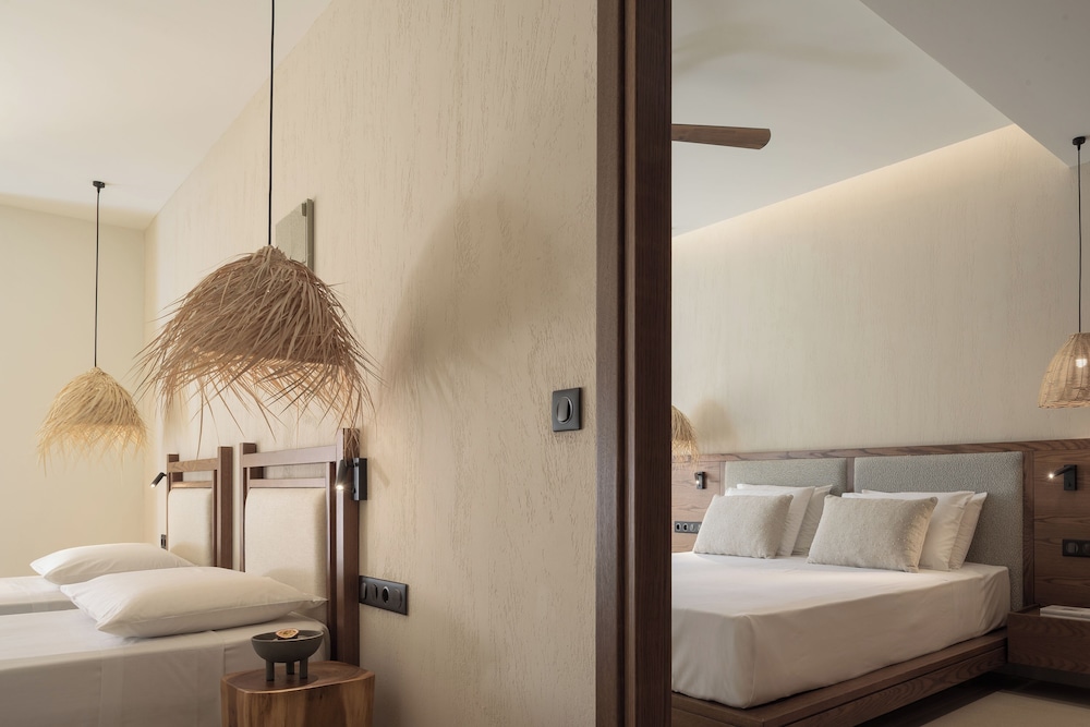 Family Suite, 2 Bedrooms, 2 Bathrooms - Photo 9