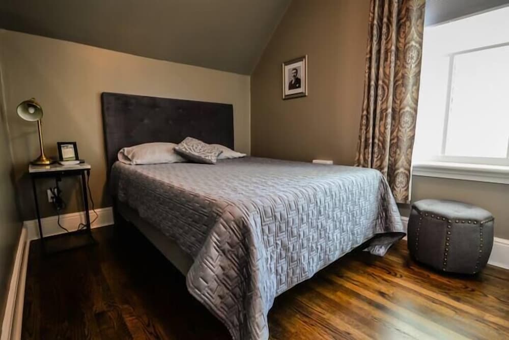 Executive Room photo 1