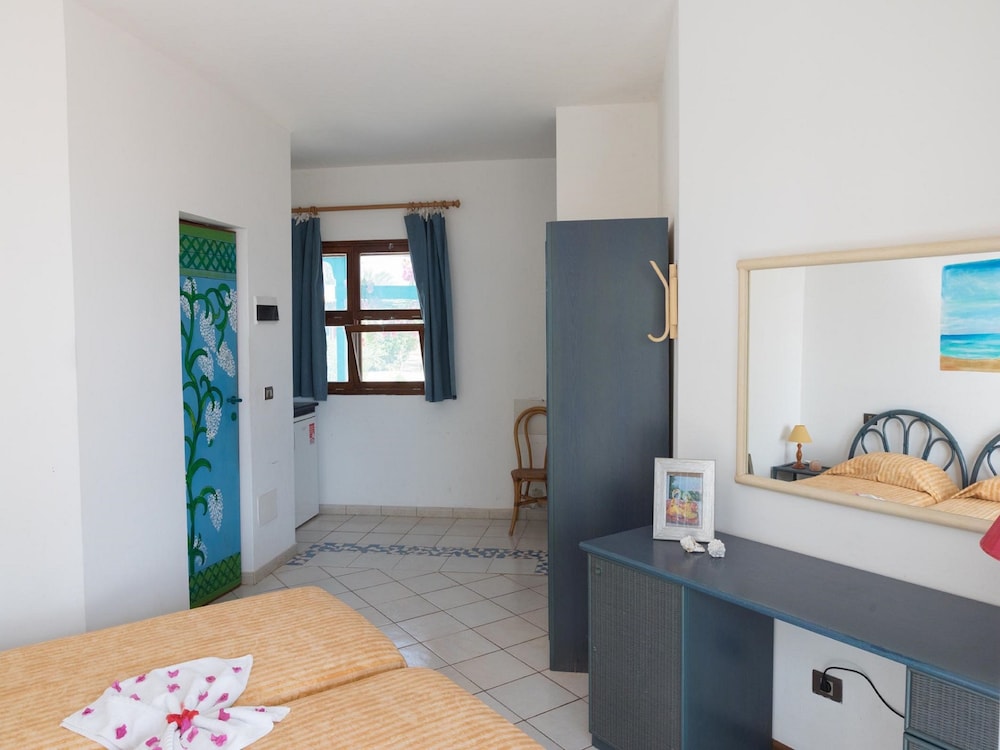 Deluxe Suite, 1 Bedroom, Ocean View photo 2
