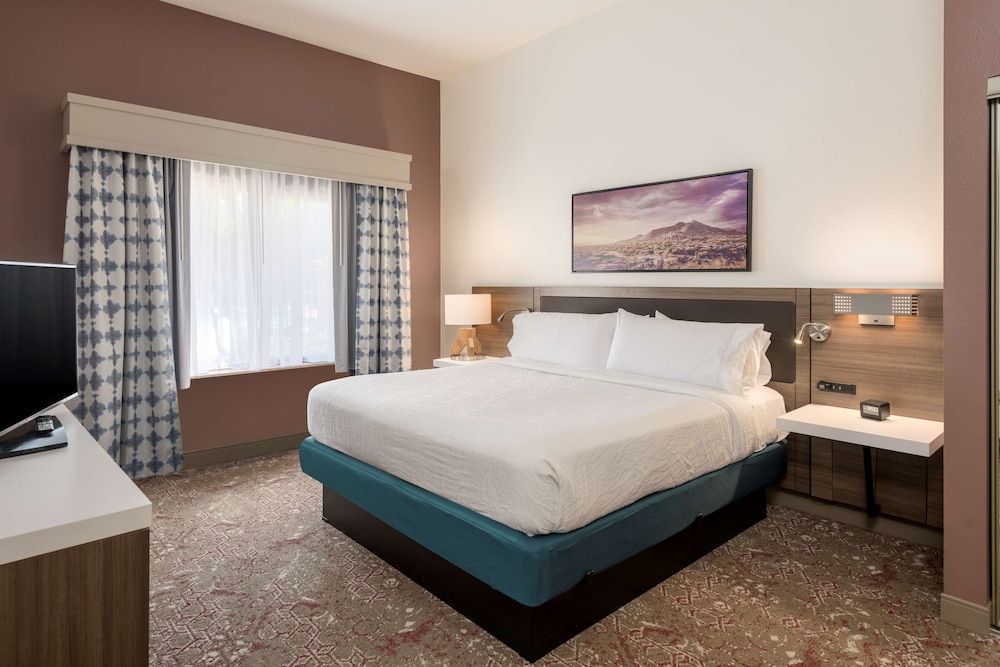 Suite - Photo 2
