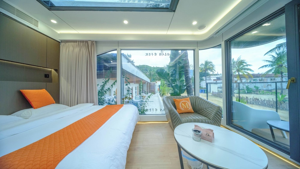 Luxury House, Mountain View