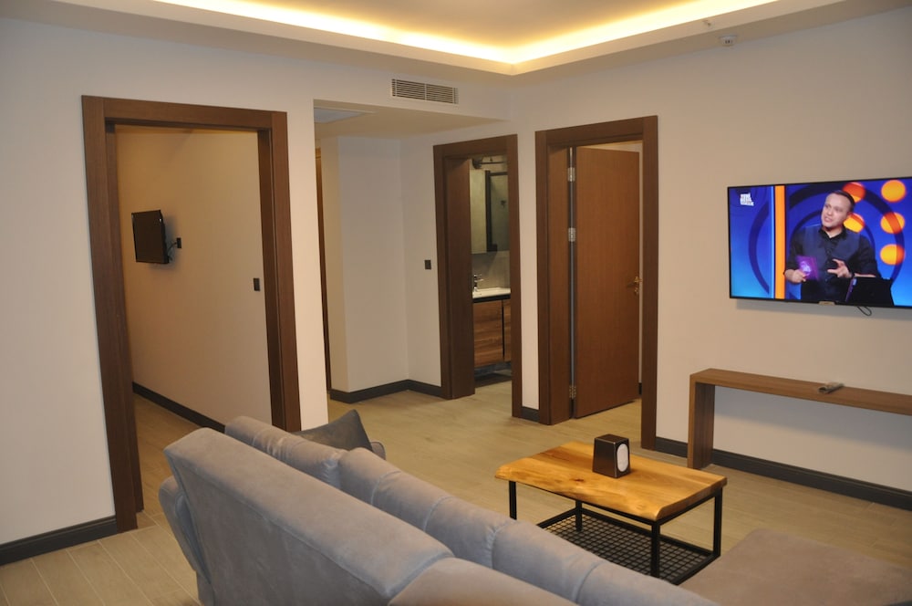 Grand Suite - Photo 2