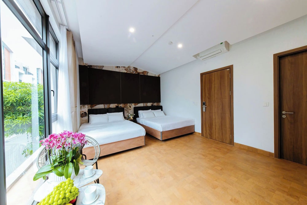Standard Double Room Single Use, Balcony, City View photo 1