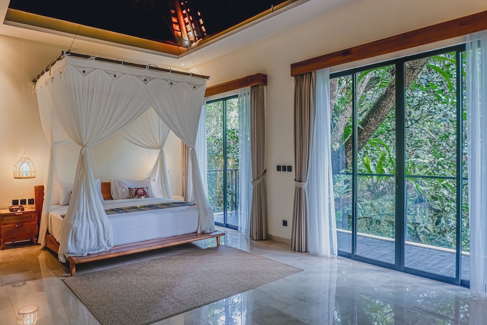 Luxury Villa, 2 Bedrooms, River View photo 2