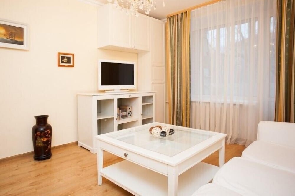 Apartment photo 1
