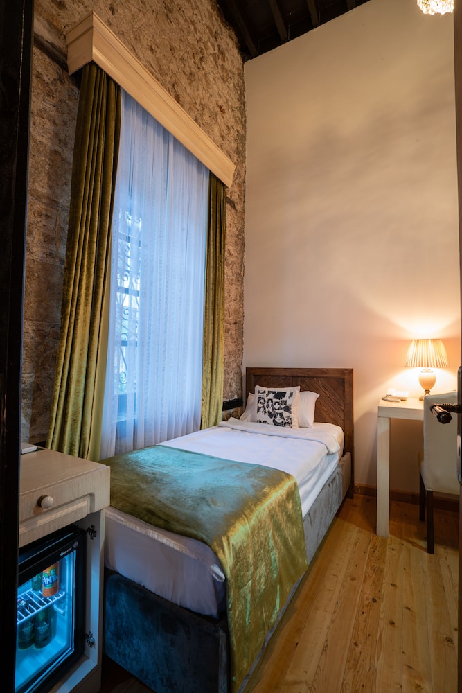 Standard Single Room, Ground Floor