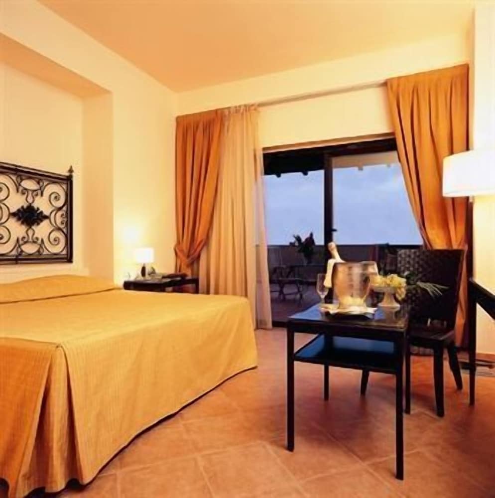 Classic Double Room, 1 Double or 2 Twin Beds