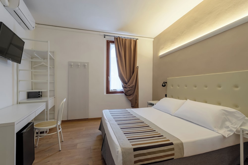 Standard Double or Twin Room, 1 Bedroom photo 3