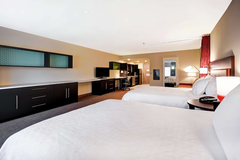 Studio, 2 Queen Beds, Accessible, Bathtub photo 2