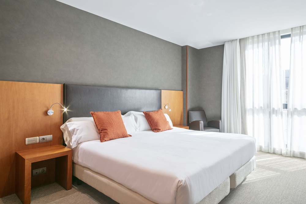 Superior Double or Twin Room - Photo 1