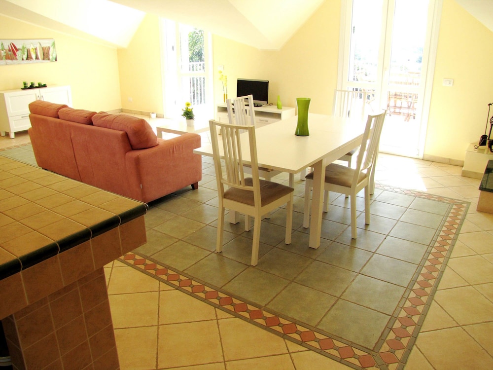 Apartment, 2 Bedrooms, Terrace, Sea View photo 3