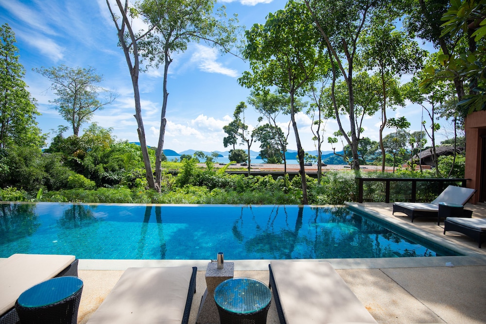 3BR Residence Villa, Garden View - Photo 10