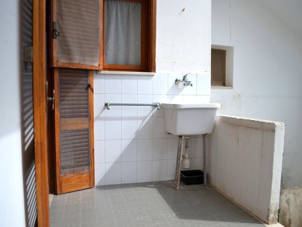 Premium Room, 1 King Bed, Accessible, Balcony (Plaza View) - Photo 4