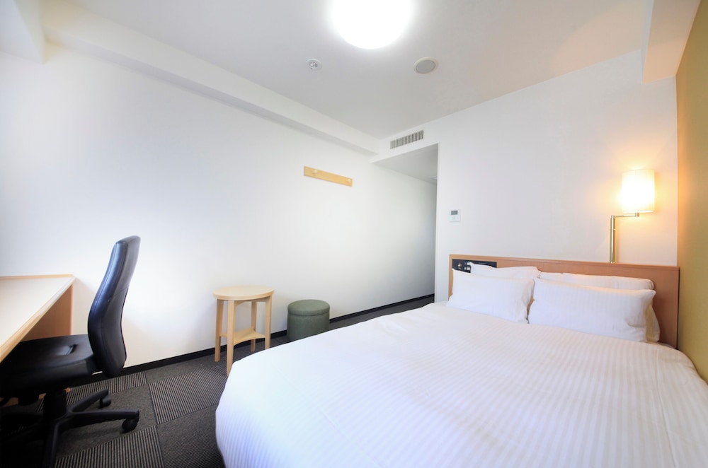 Standard Double Room, Smoking
