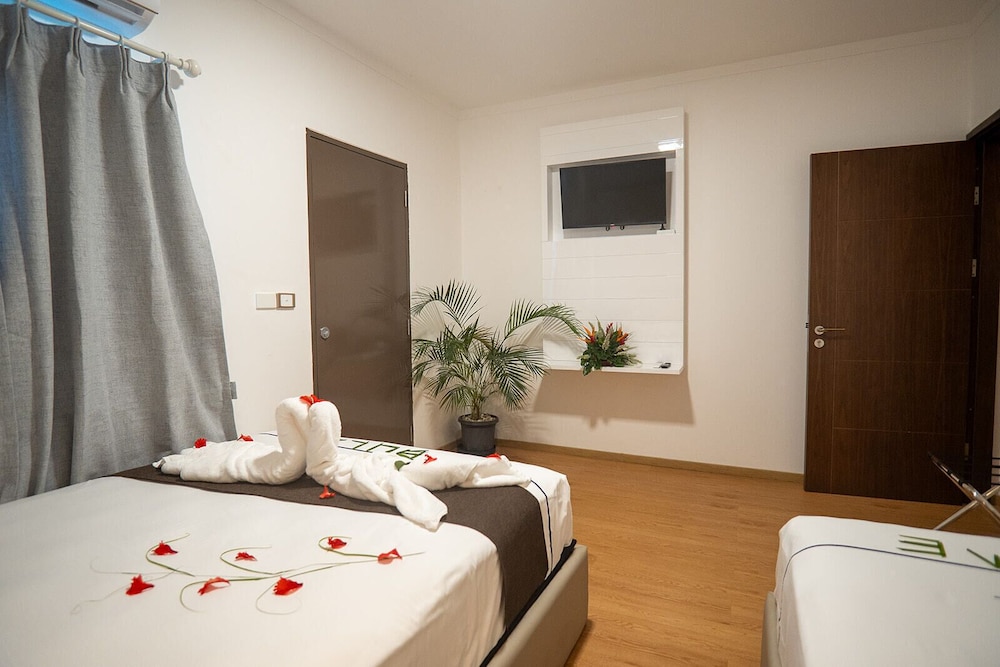 Master Suite photo 11