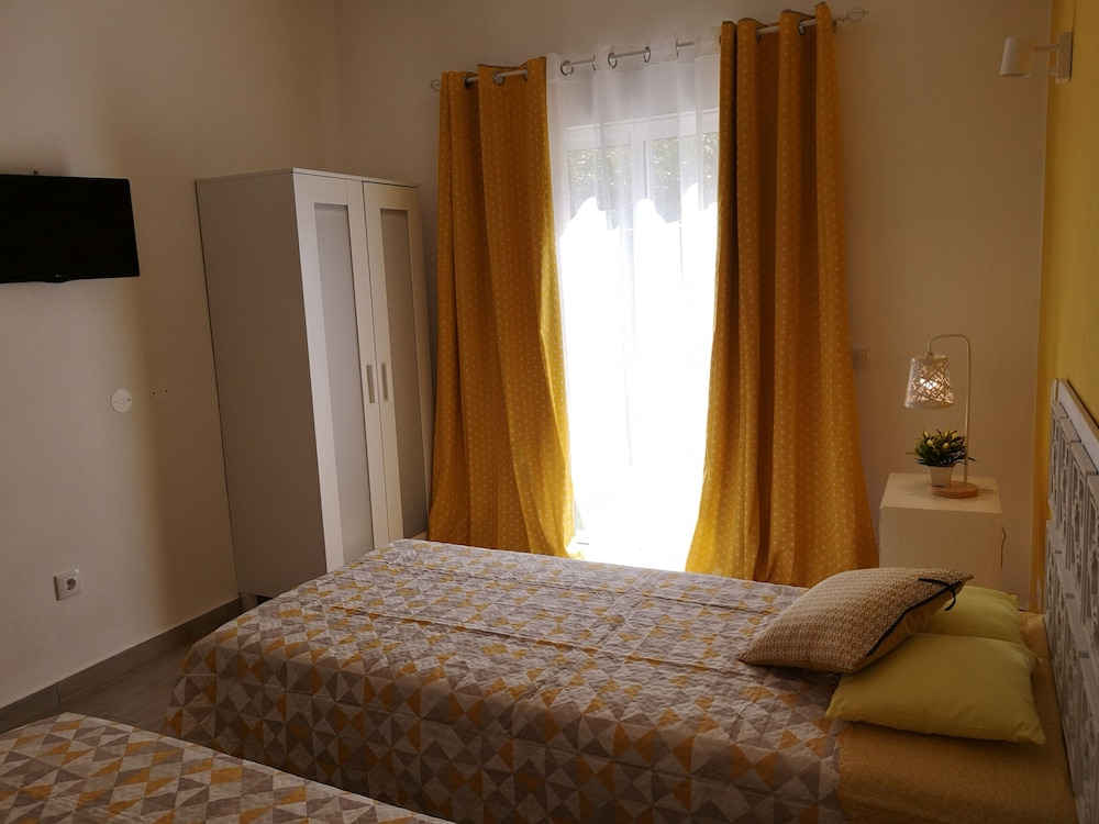 Double or Twin Room, Private Bathroom (Happiness) photo 3