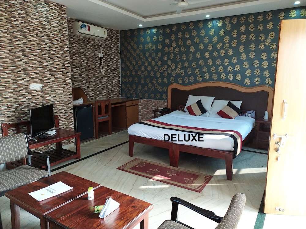 Deluxe Double Room, 1 Double Bed photo 1