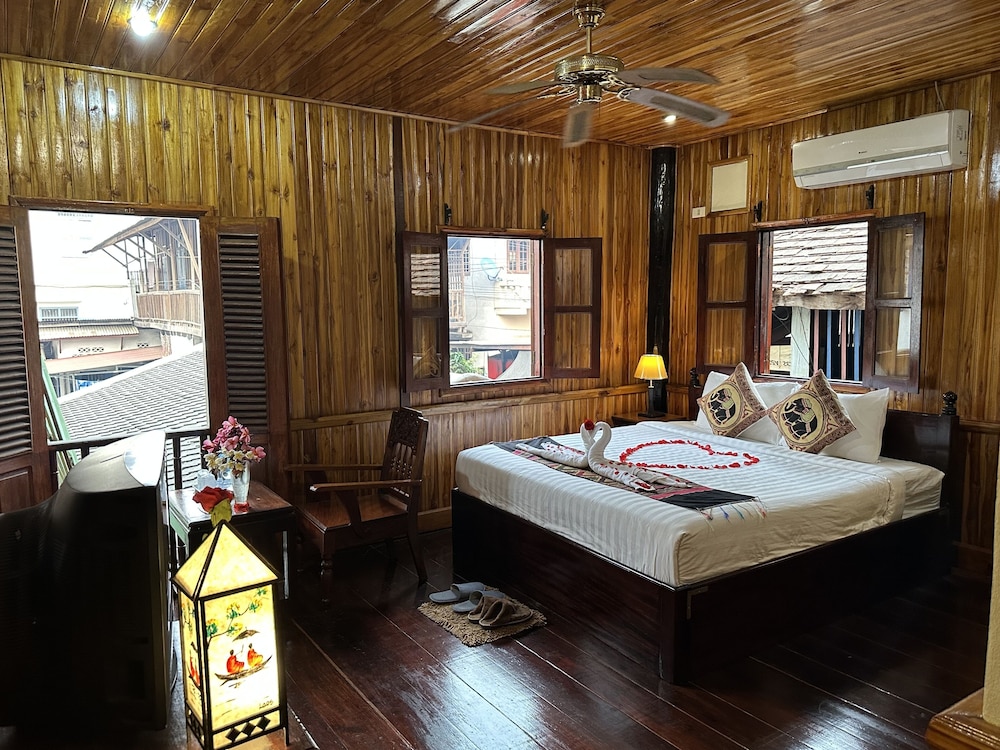 Deluxe Double Room - Photo 19
