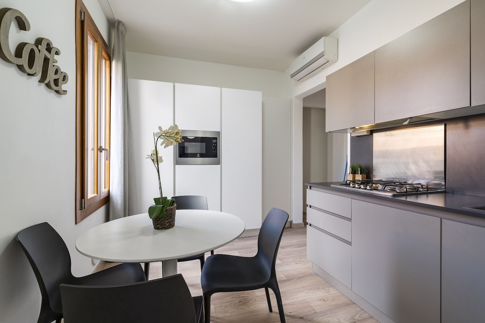 Apartment 1 bedroom, Arsenale Canal View 1 photo 2