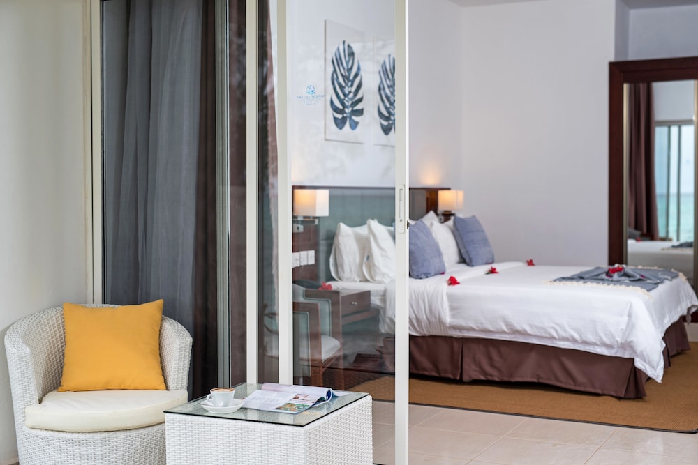 Room, 1 Double Bed, Sea View photo 2