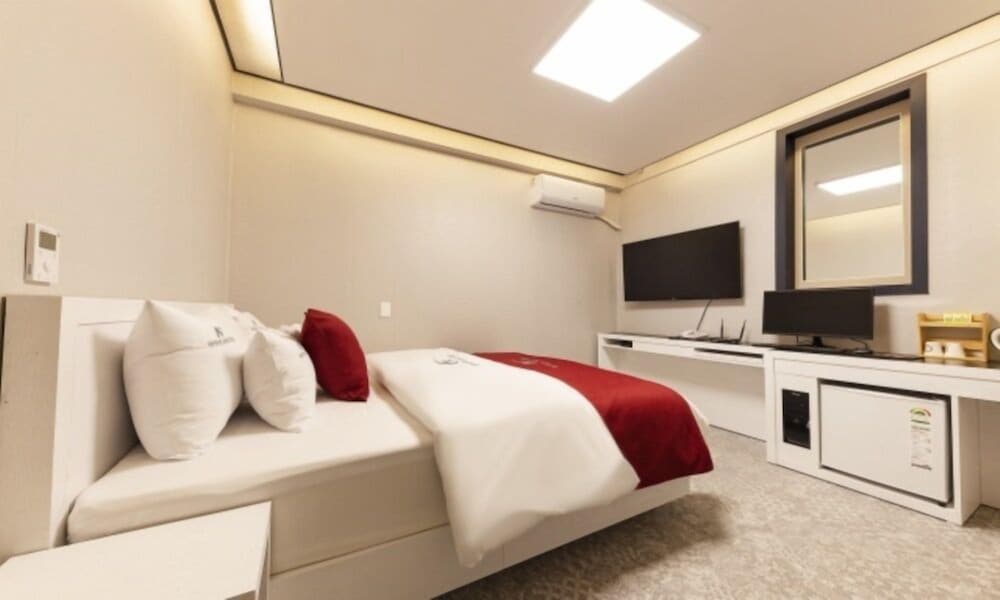 Basic Room - Photo 1