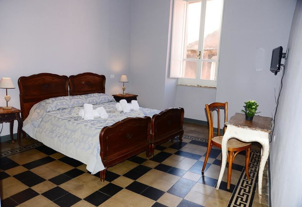 Double Or Twin Room photo 1