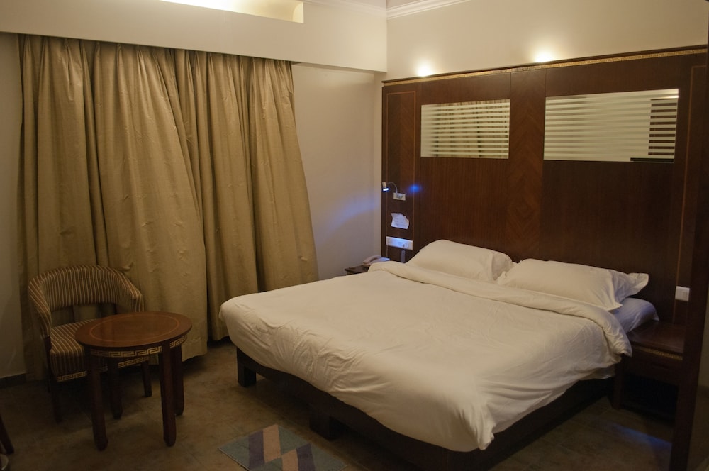 Imperial Room