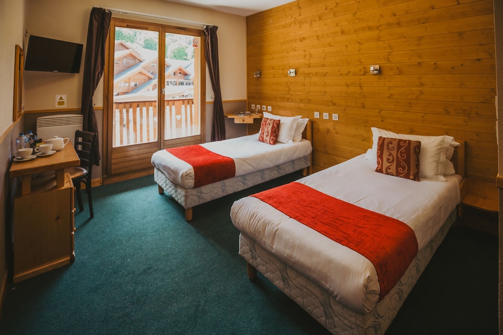 Panoramic Twin Room