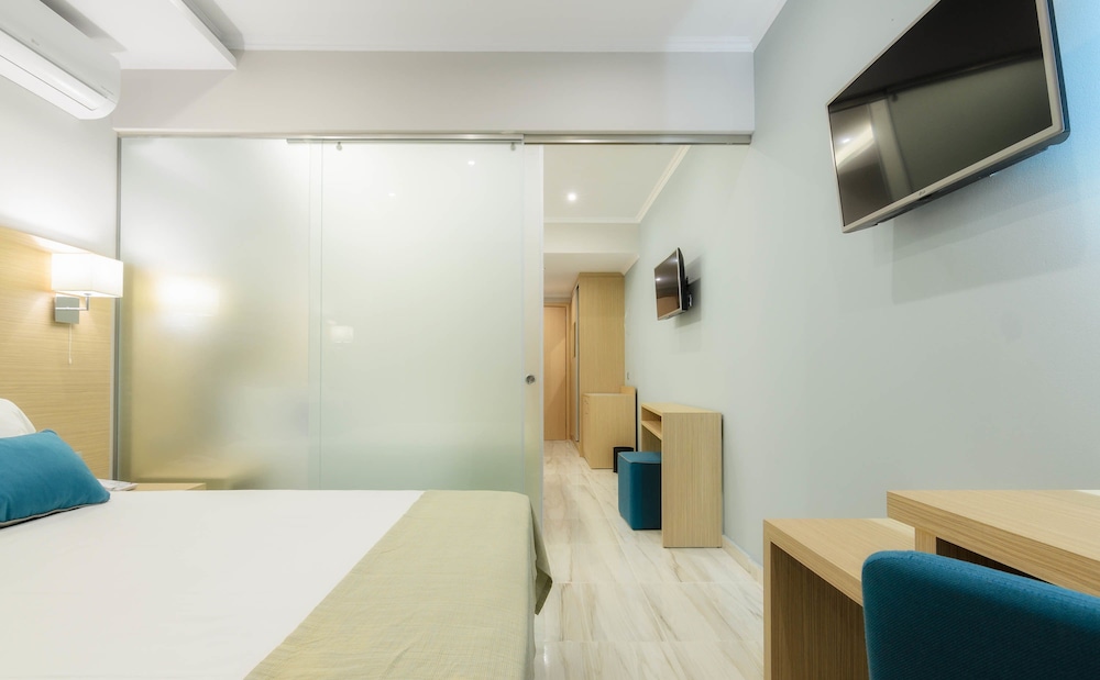 Family Suite - Photo 9