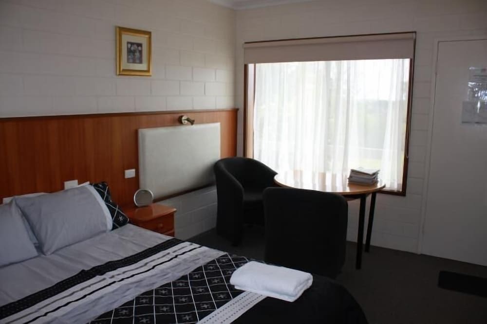 Standard Room, Non Smoking (Queen Room) photo 1