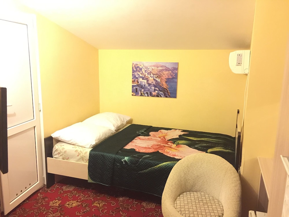 Standard Double Room, Balcony photo 2