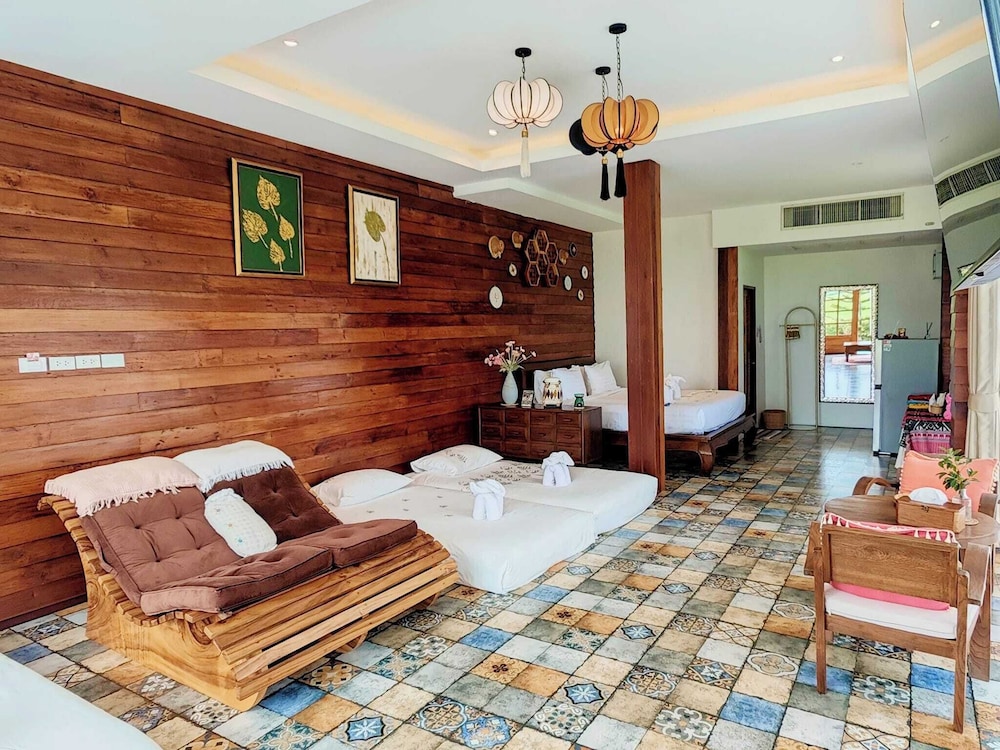 Family Room, Pool View