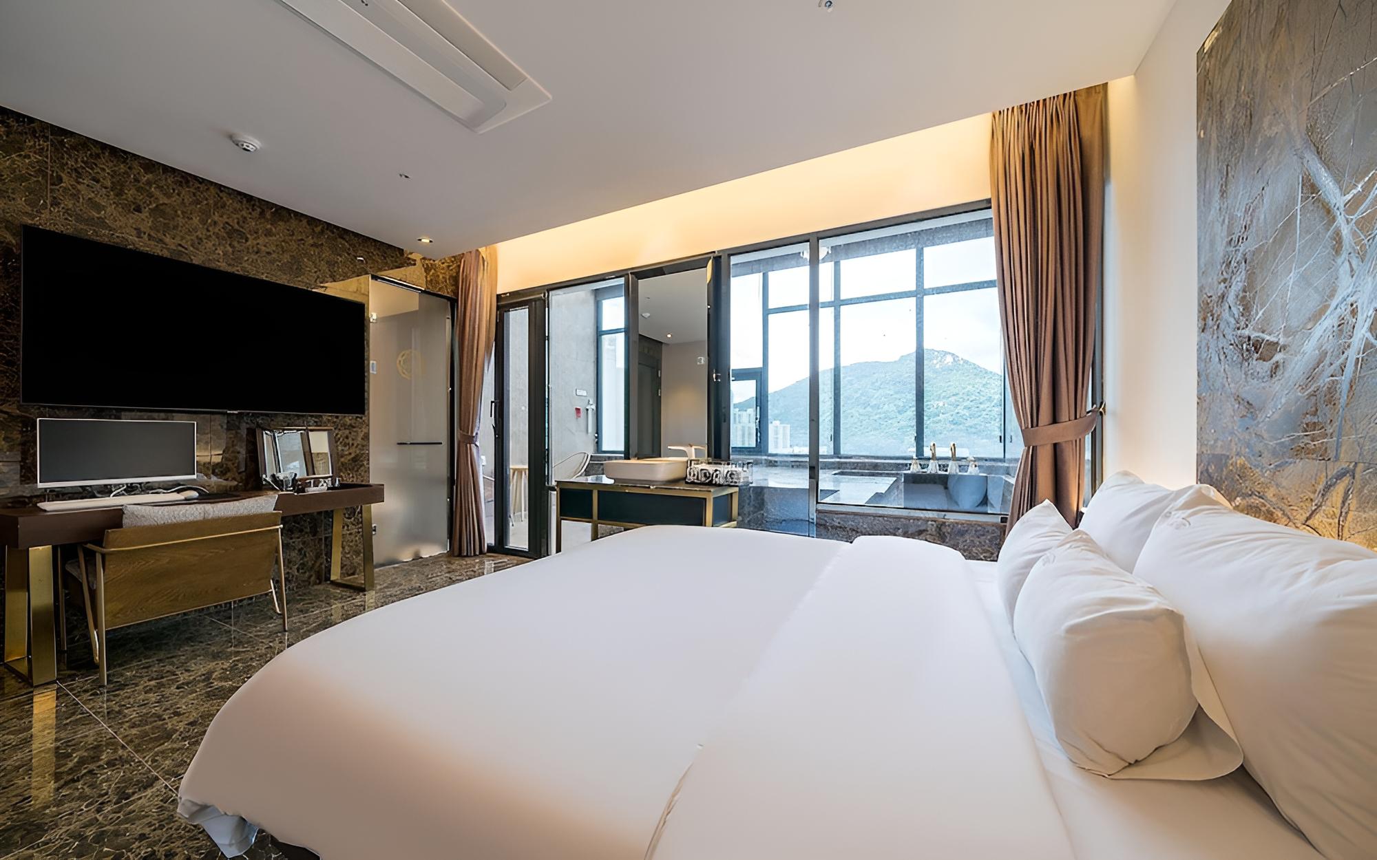 Room (Party Room-Terrace Pool Villa (Random) - Photo 9