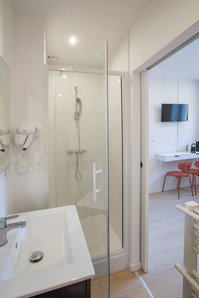 Premium Suite, Ensuite photo 2