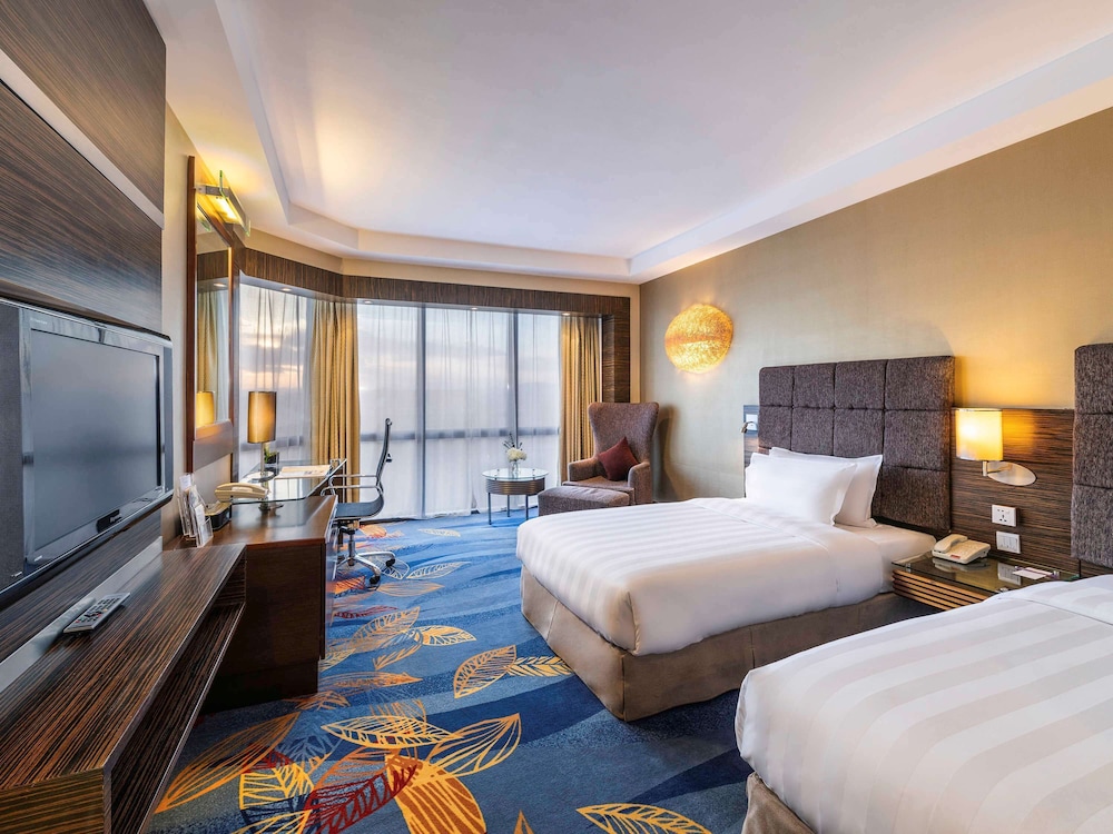 Premier Room, 2 Twin Beds (Executive) - Photo 1