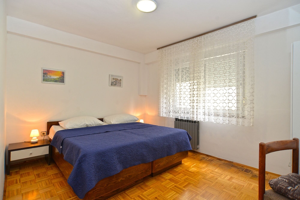 Apartment, 2 Bedrooms (405/1064)