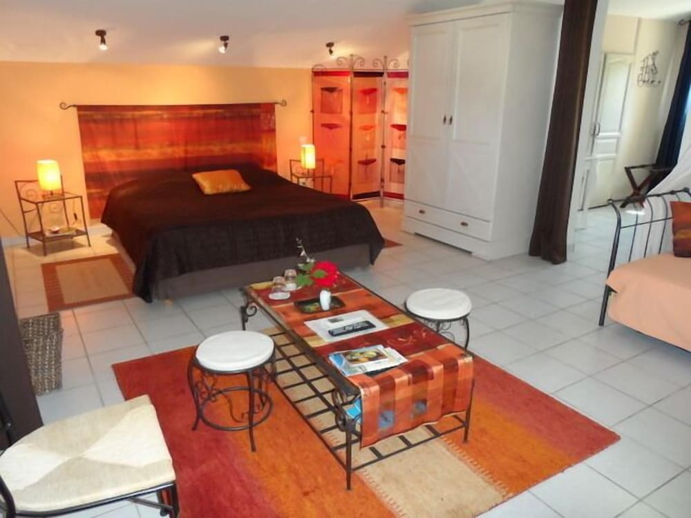 Suite (Esprit Nature) photo 1