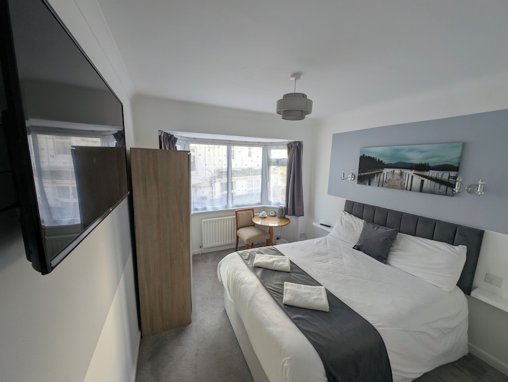 Double Room - Photo 2