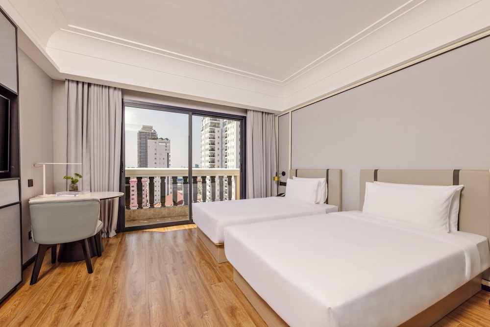 Deluxe Twin Room - Photo 1