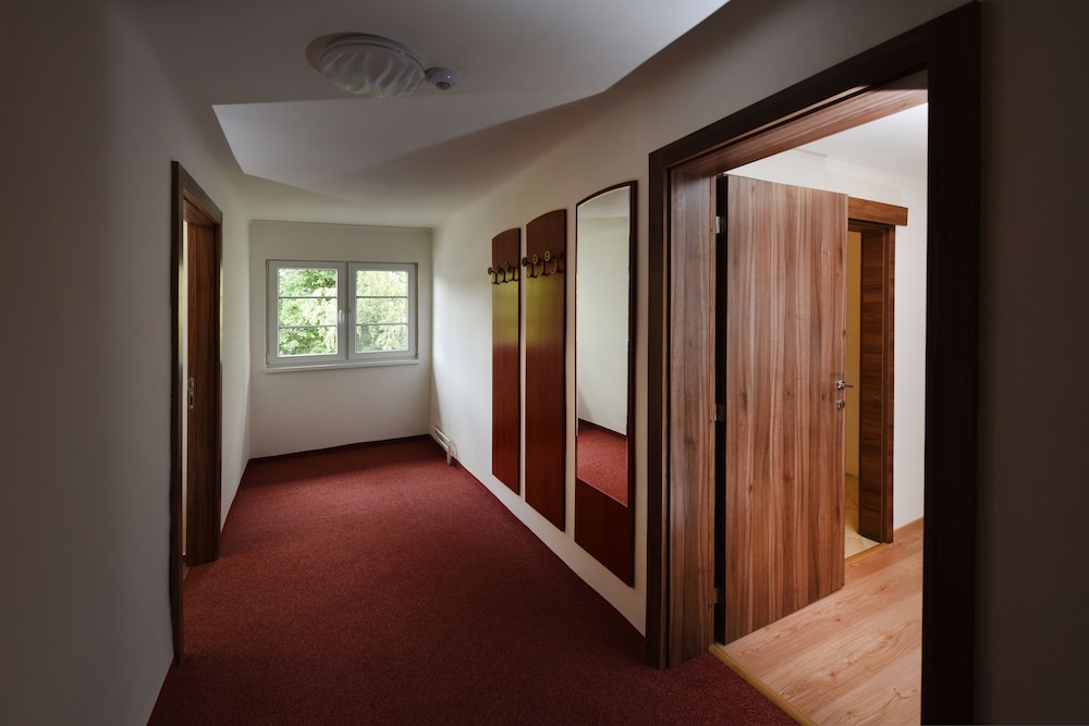 Family Suite photo 2