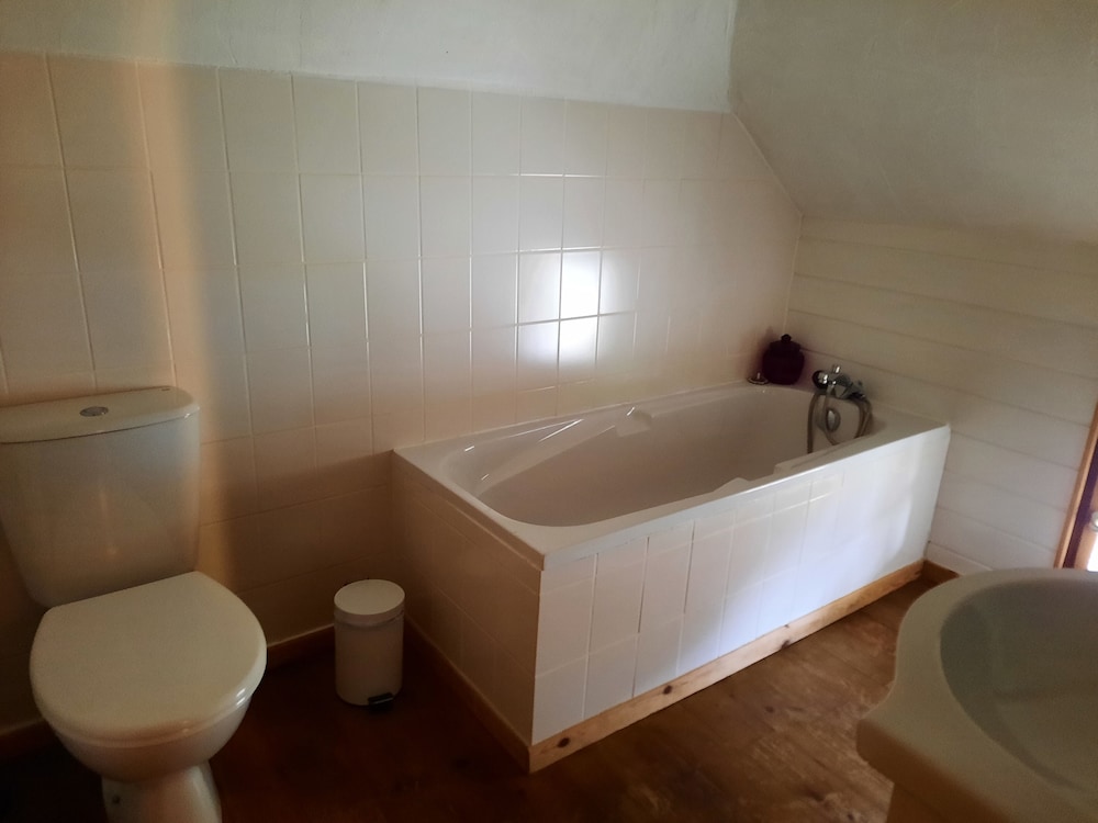 Cottage, Ensuite photo 2