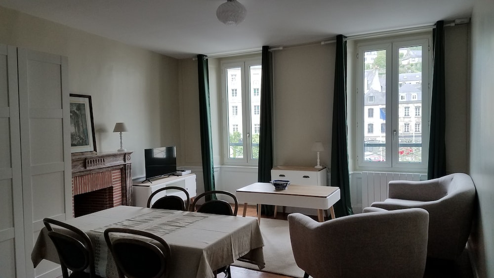 Club Apartment