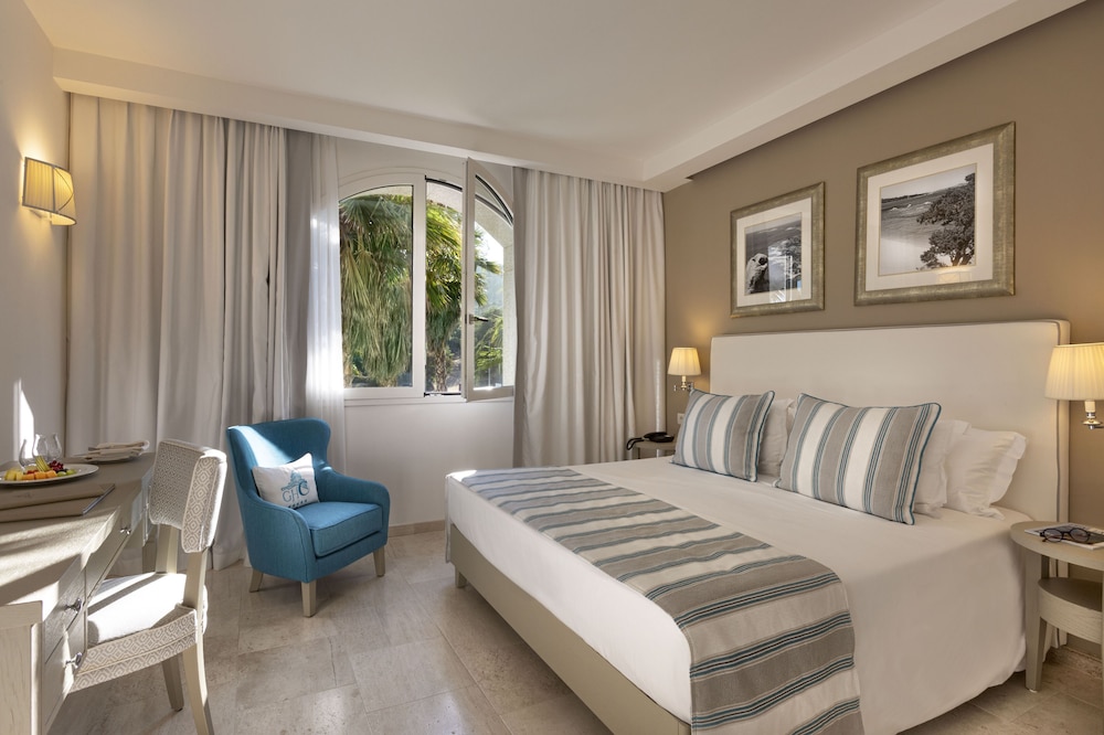 Classic Double or Twin Room, Garden View - Photo 1