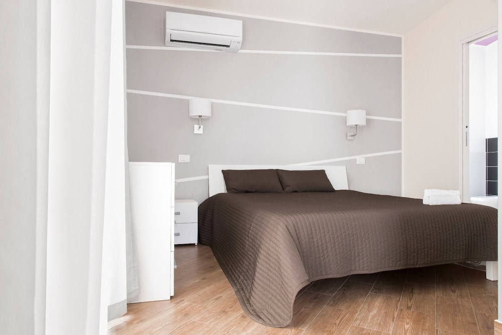 Traditional Double Room, Balcony, Valley View