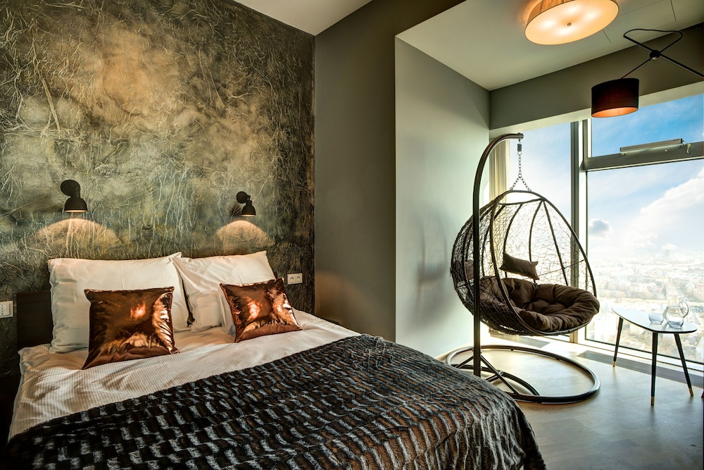 Apartment Suite (2 rooms, City View)