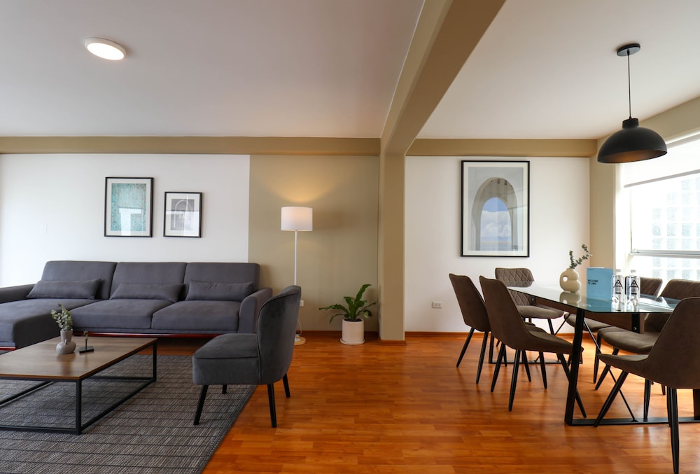 Apartment, 3 Bedrooms (304)