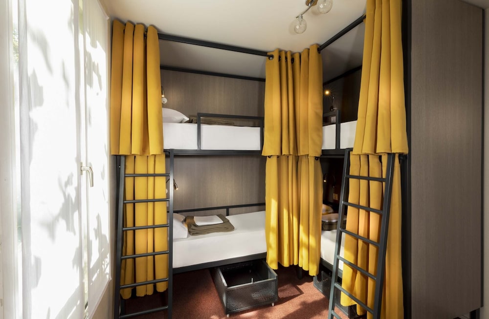 Classic Shared Dormitory (Women Only) photo 1