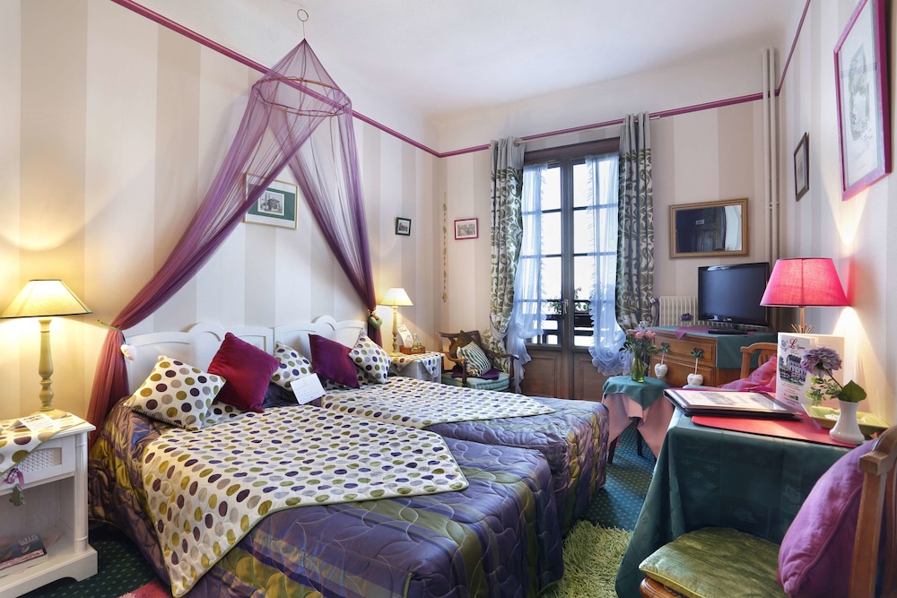 Standard Twin Room, Lake View photo 1